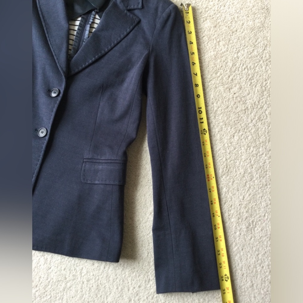 Weekend Max Mara navy blazer - Picture 6 of 12